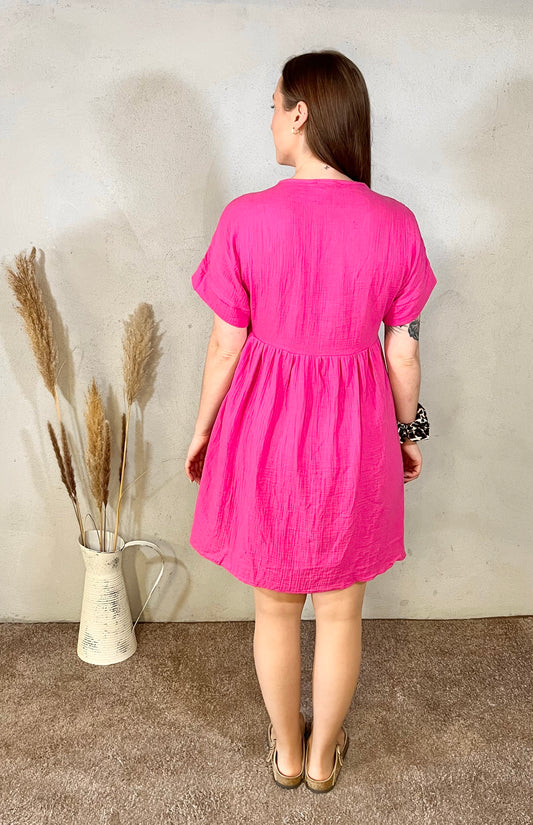 Musselinkleid in Fuchsia
