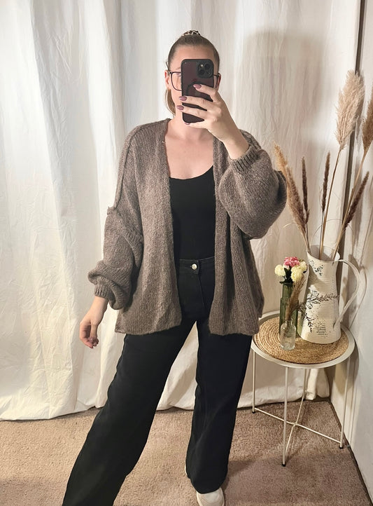 Cardigan in Taupe