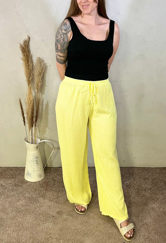 Musselin Hose in Hellgelb