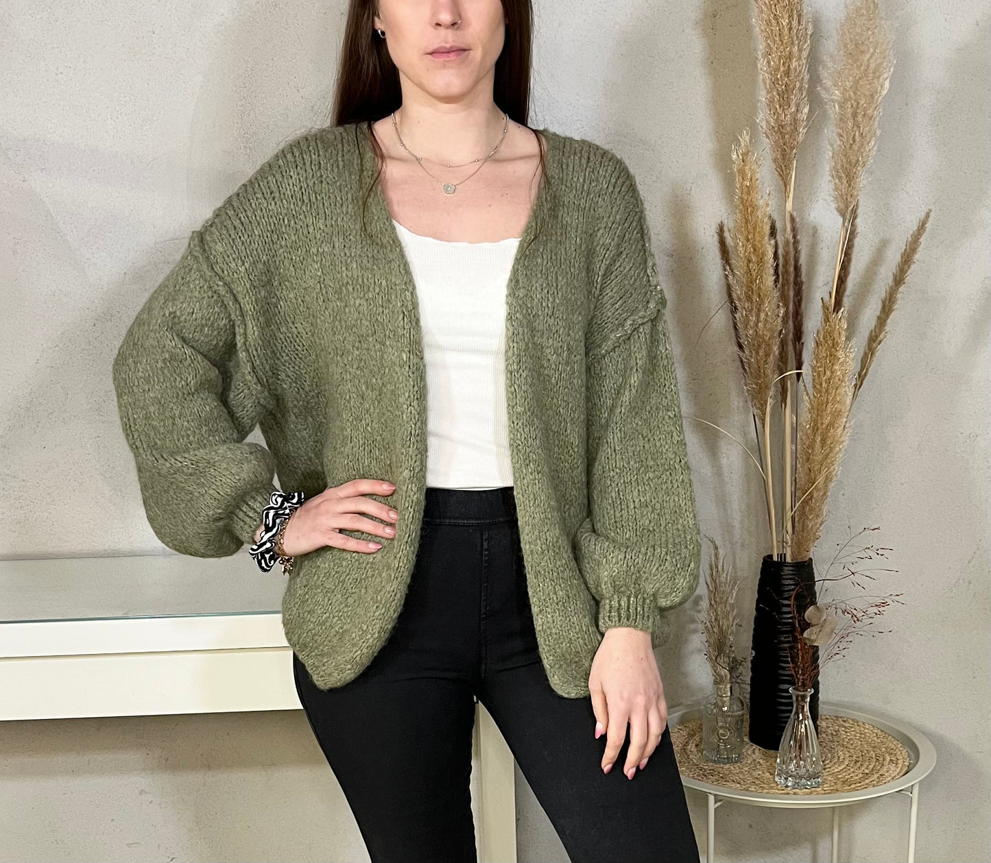 Cardigan in Olive