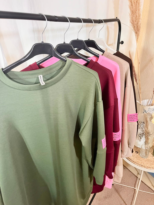 Pulloverkleid in Burgunderrot