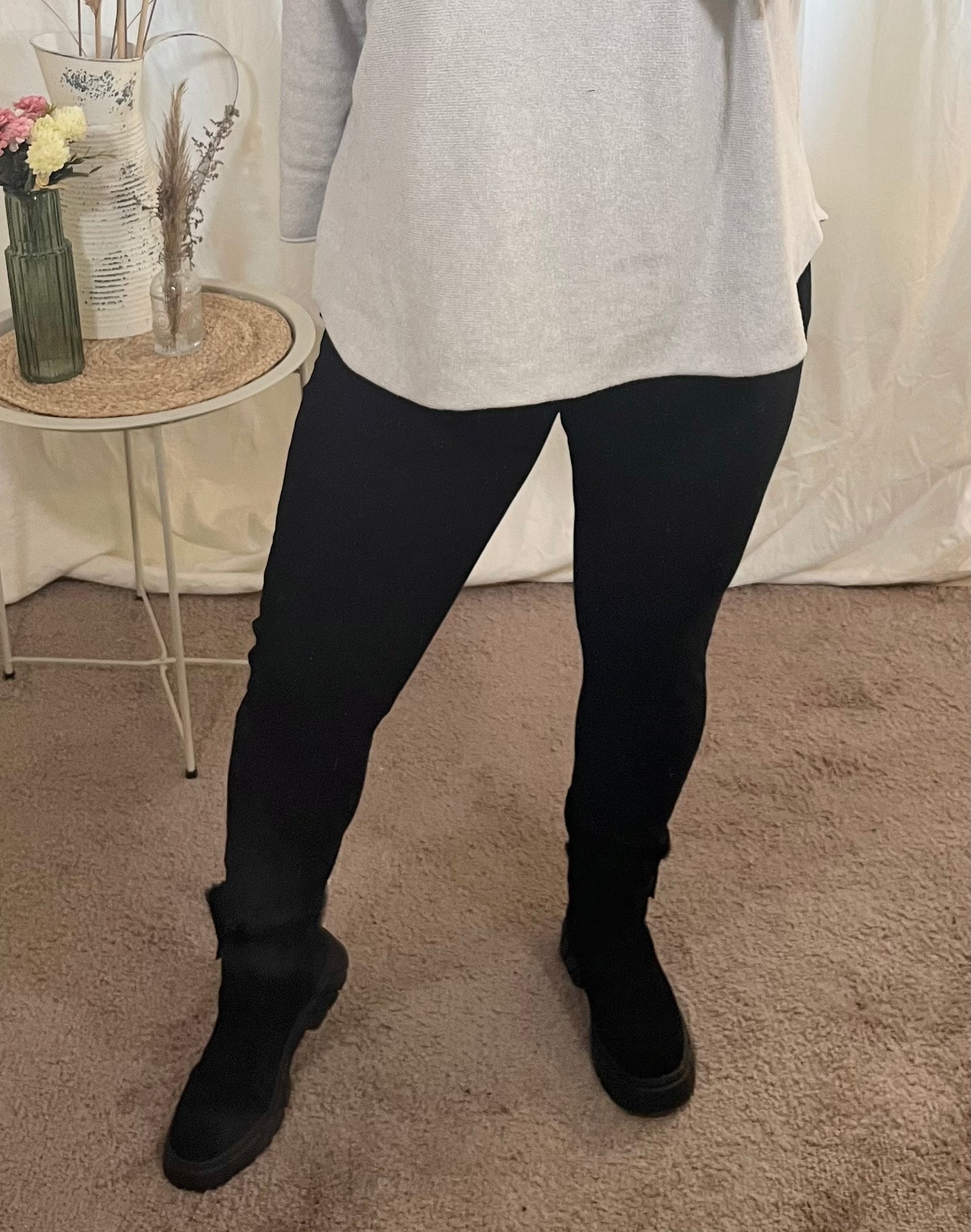 Curvy Stretch Hose in schwarz