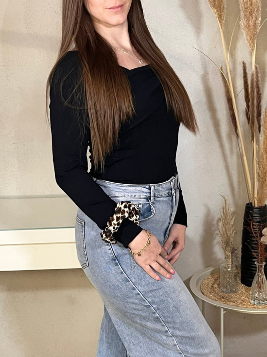 Schulterfreies Oberteil / off shoulder in Schwarz