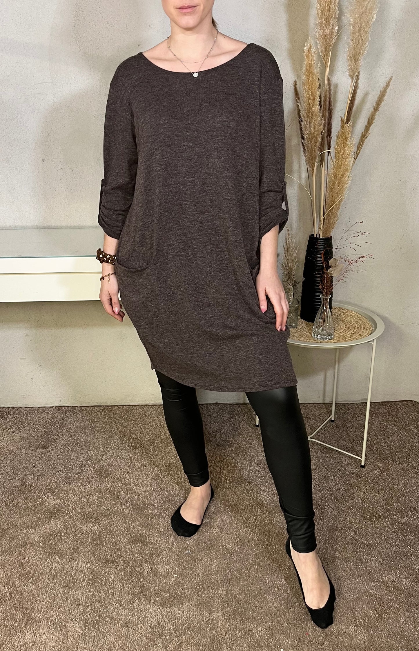 Pulloverkleid in Braun