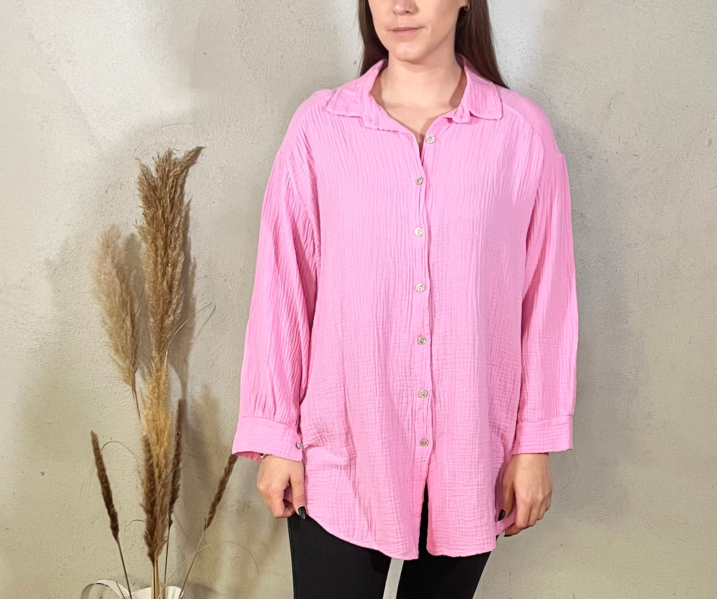 Lange Oversize Musselin Bluse in Rosa