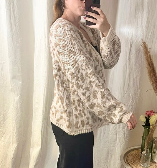 Wool cardigan Leo in beige - one size