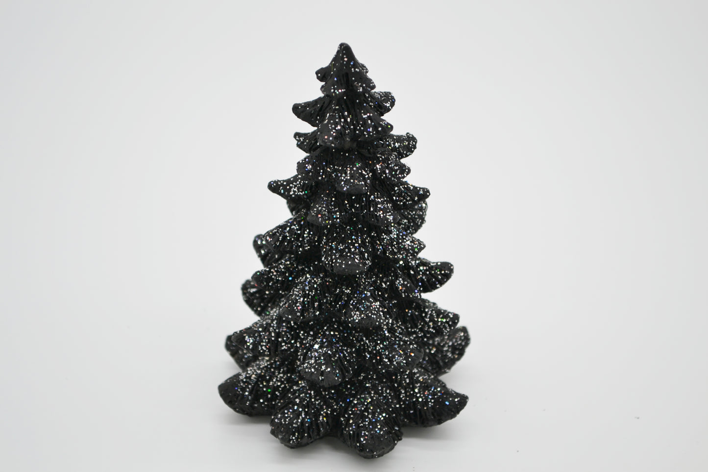 Tannenbaum in Schwarz