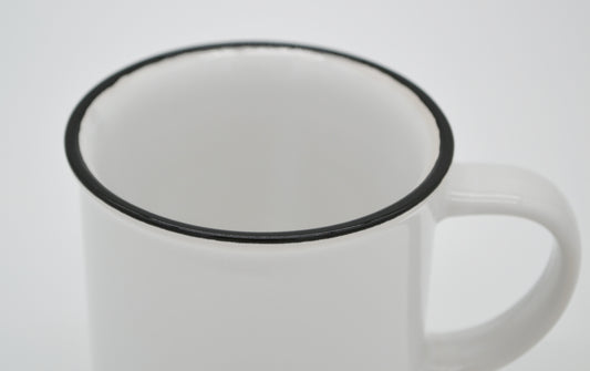 Tasse in Weiß
