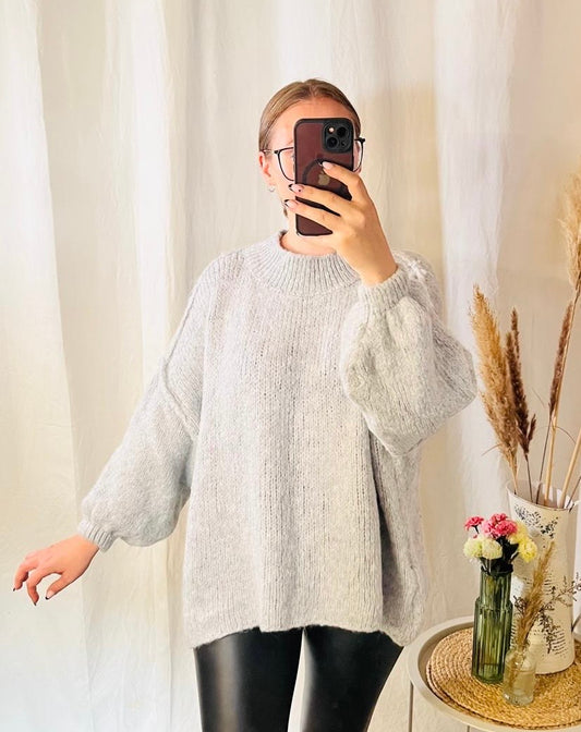 Oversize Wollpullover in Hellgrau