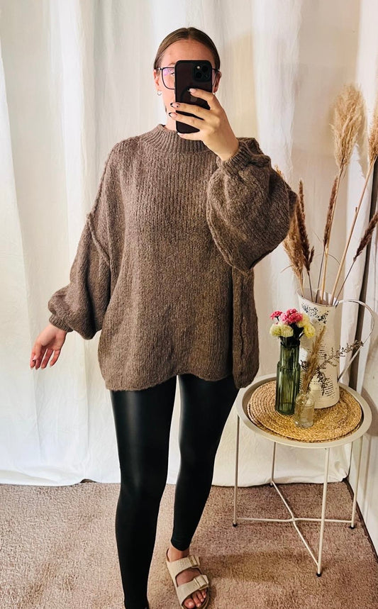 Oversize Wollpullover in Taupe