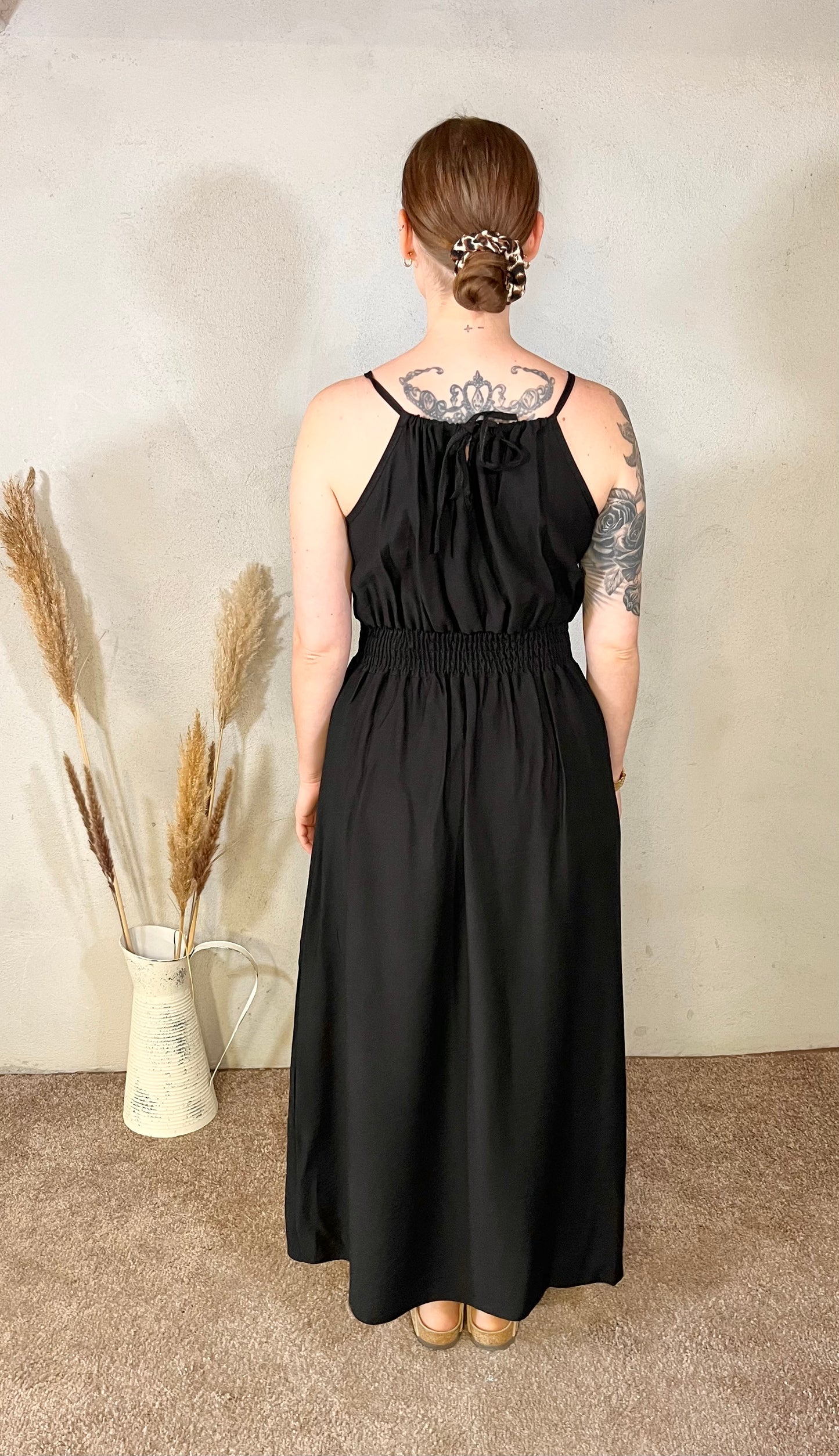 Langes Sommerkleid in Schwarz