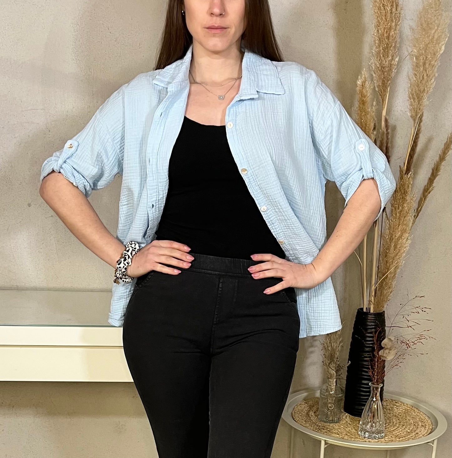 Short oversized muslin blouse with 3/4 sleeves in blue