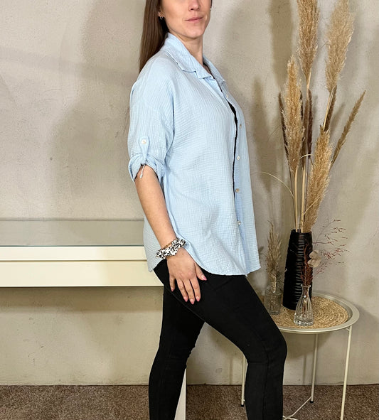 Kurze Oversize Musselin Bluse mit 3/4 Arm in Blau