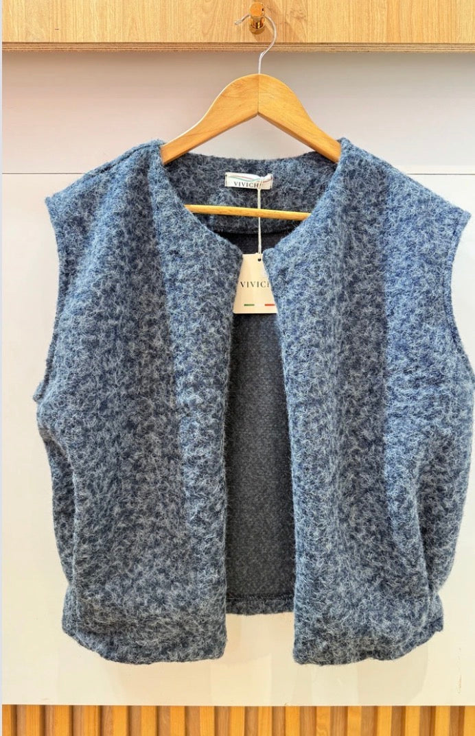 Weste Curvy (verschiedene Farben)