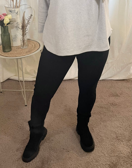 Curvy Stretch Hose in schwarz