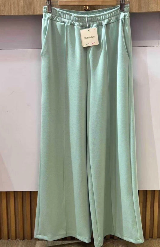 Weite Hose Curvy (verschiedene Farben)