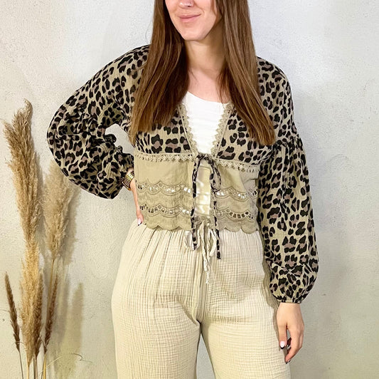 Cardigan aus Musselin in Leo