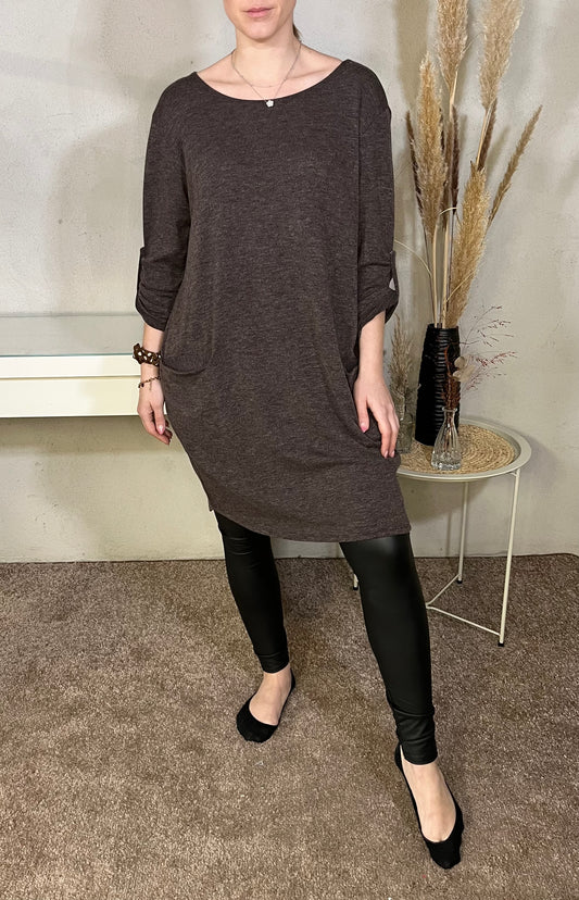 Pulloverkleid in Braun