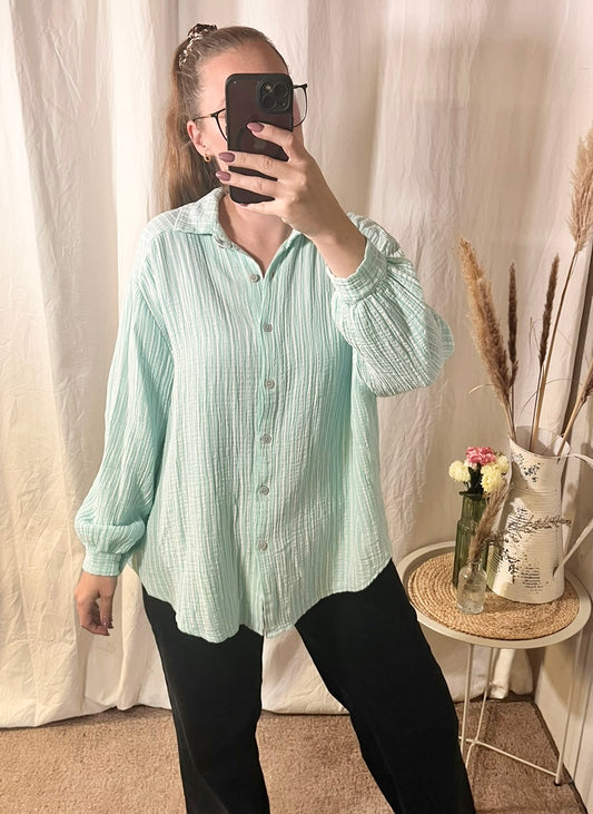 Oversize Musselin Bluse gestreift in Wassergrün / Weiß