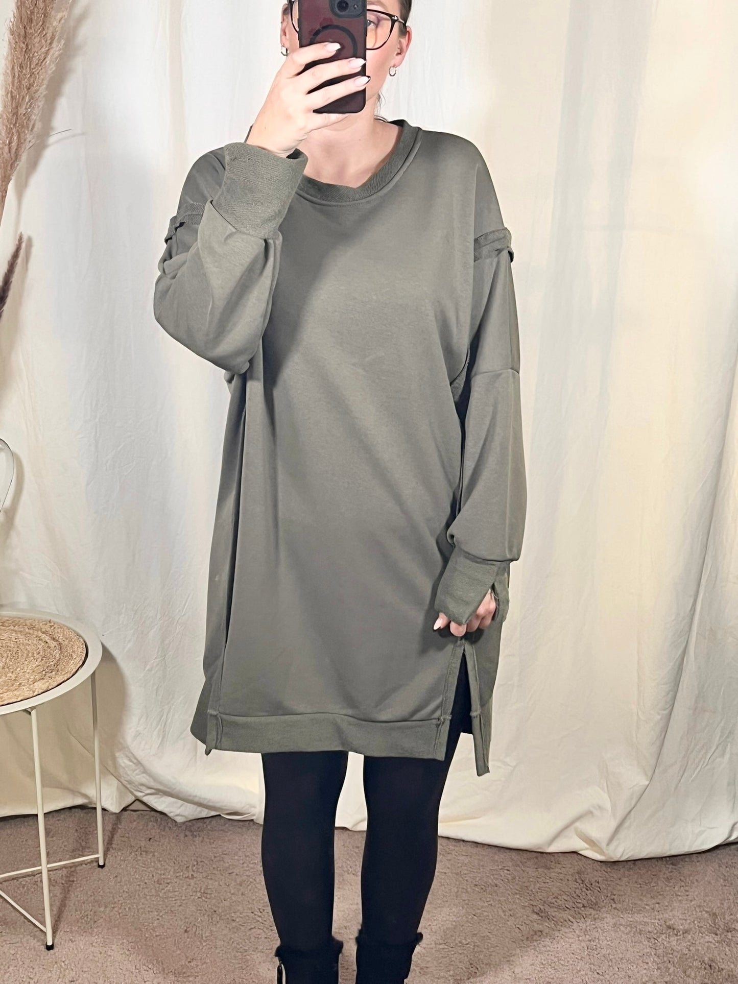 Langes Oversize Sweatshirt Kleid