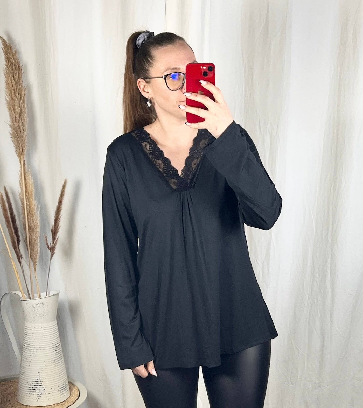 Basic mit Spitze (verschiedene Farben)