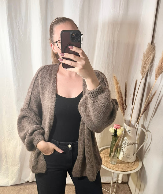 Cardigan in Taupe