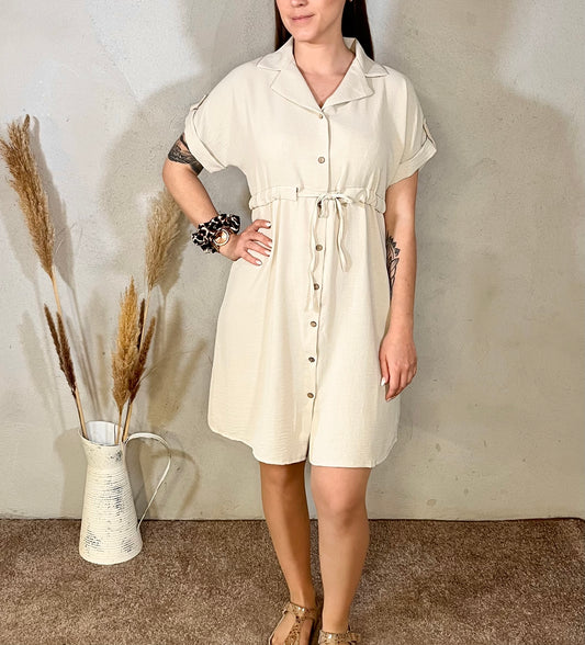 Sommerkleid mit Knopfleiste in Beige