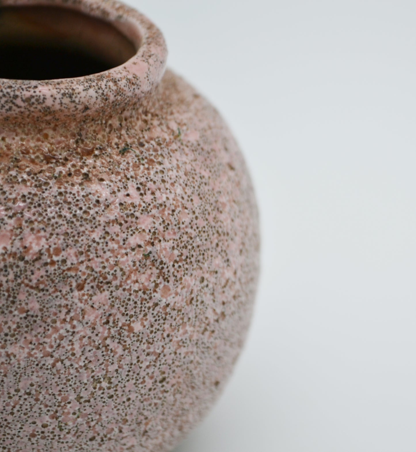Vintage vase 'Pink'