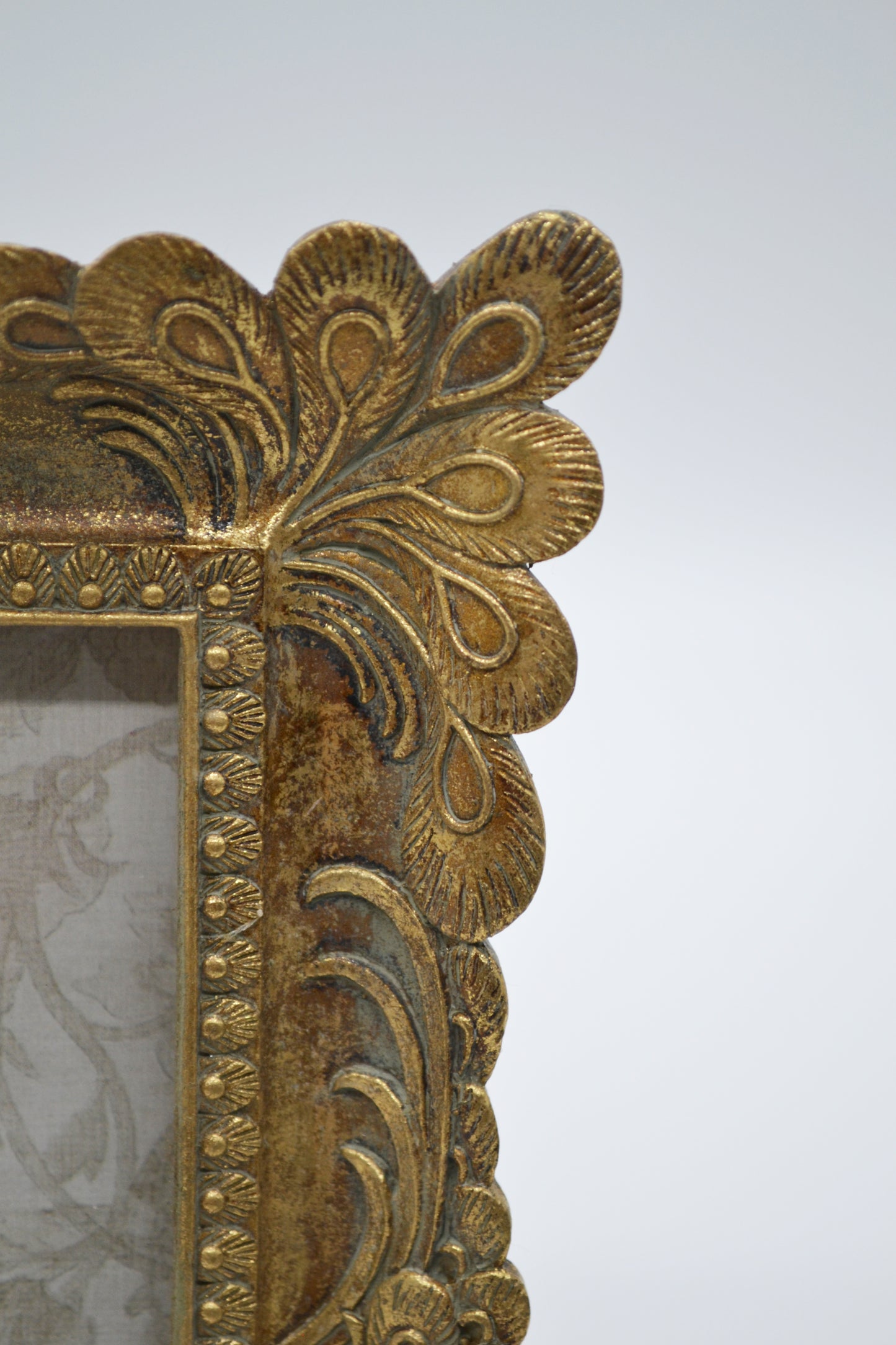 Photo frame leaves, gold 