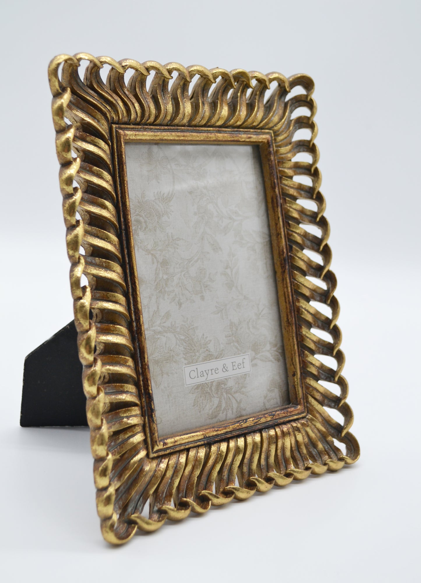 Picture frame loops, gold 