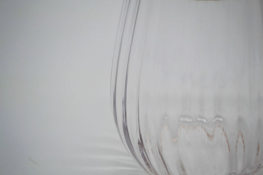 verre, bordure dorée 