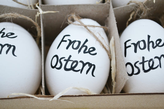 Hanging Easter egg in white, set of 6.