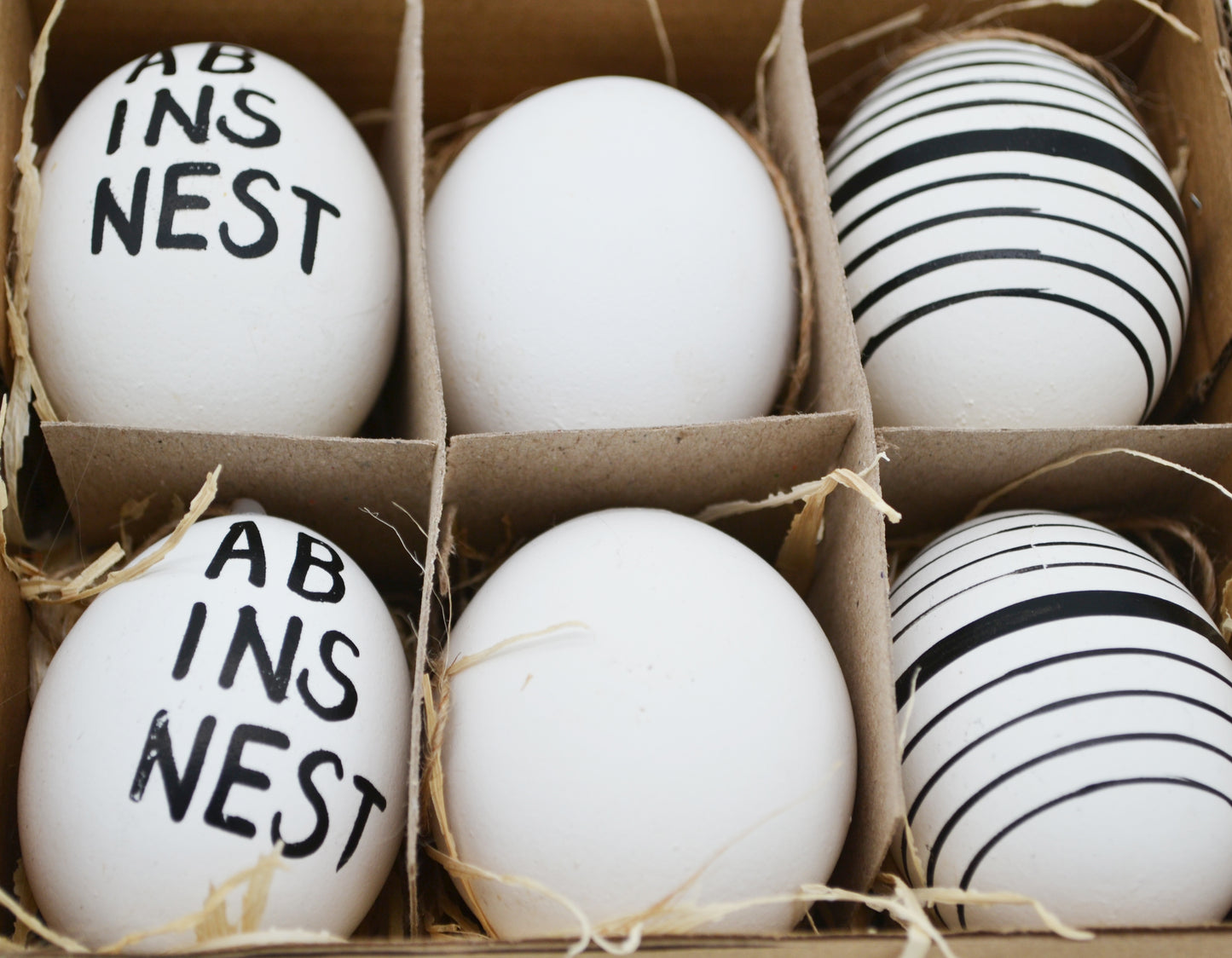 Hanging Easter egg in white, set of 6